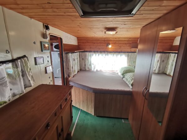 Karavan 1 - Image 17